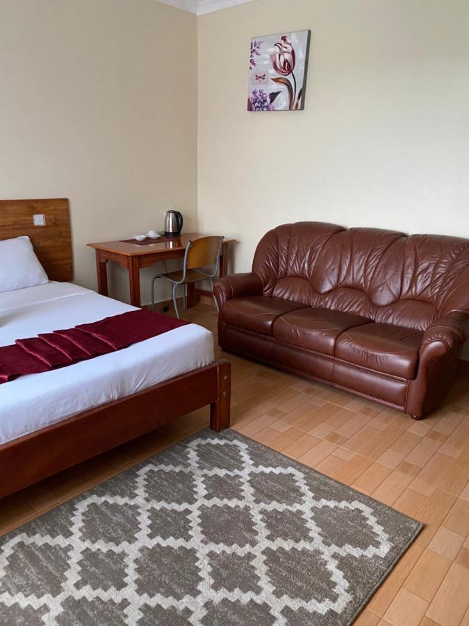 Acacia Gardens Gilgil Hotel Bagian luar foto