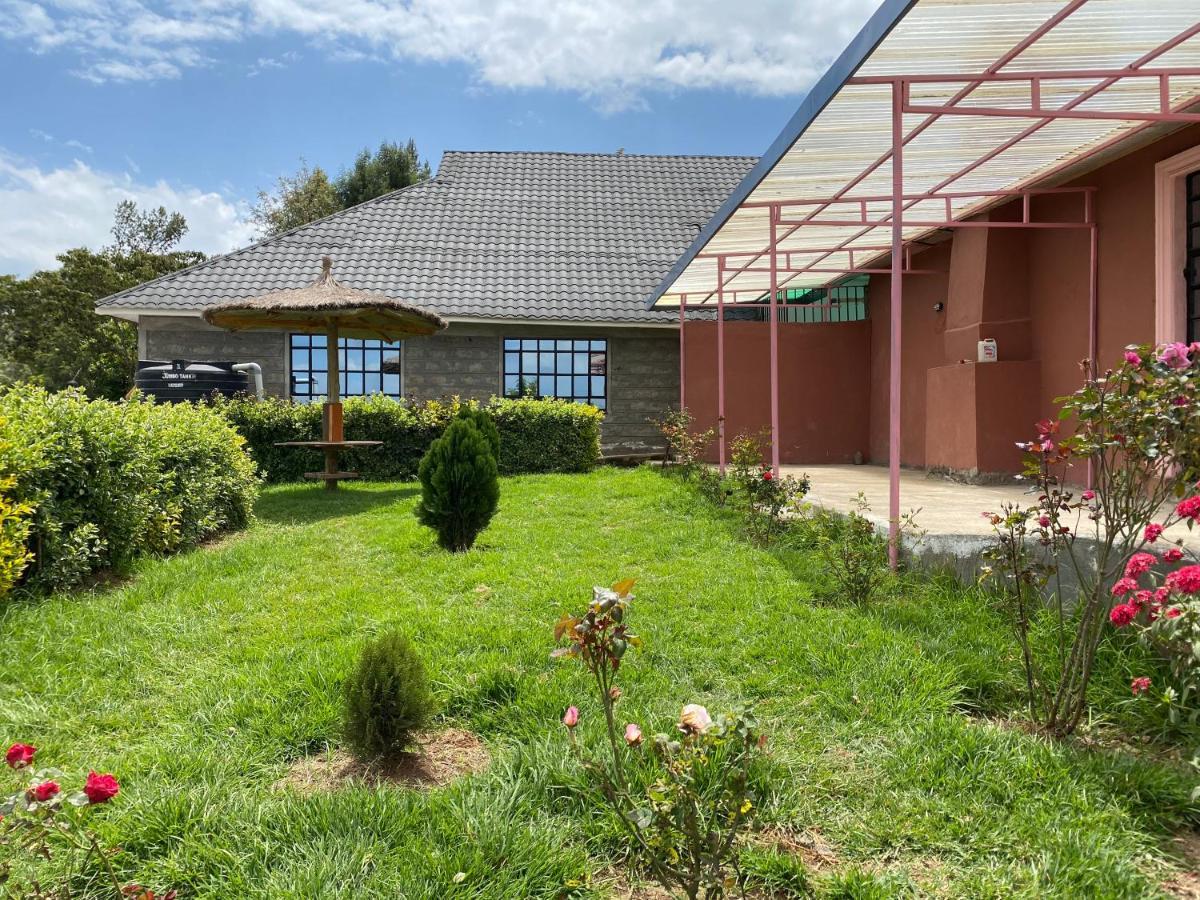 Acacia Gardens Gilgil Hotel Bagian luar foto
