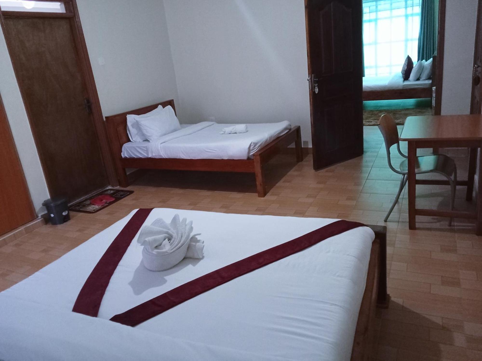 Acacia Gardens Gilgil Hotel Bagian luar foto